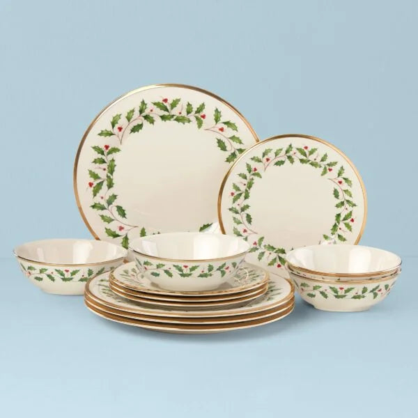 Astonishing Holiday 12-Piece Plate & Bowl Set